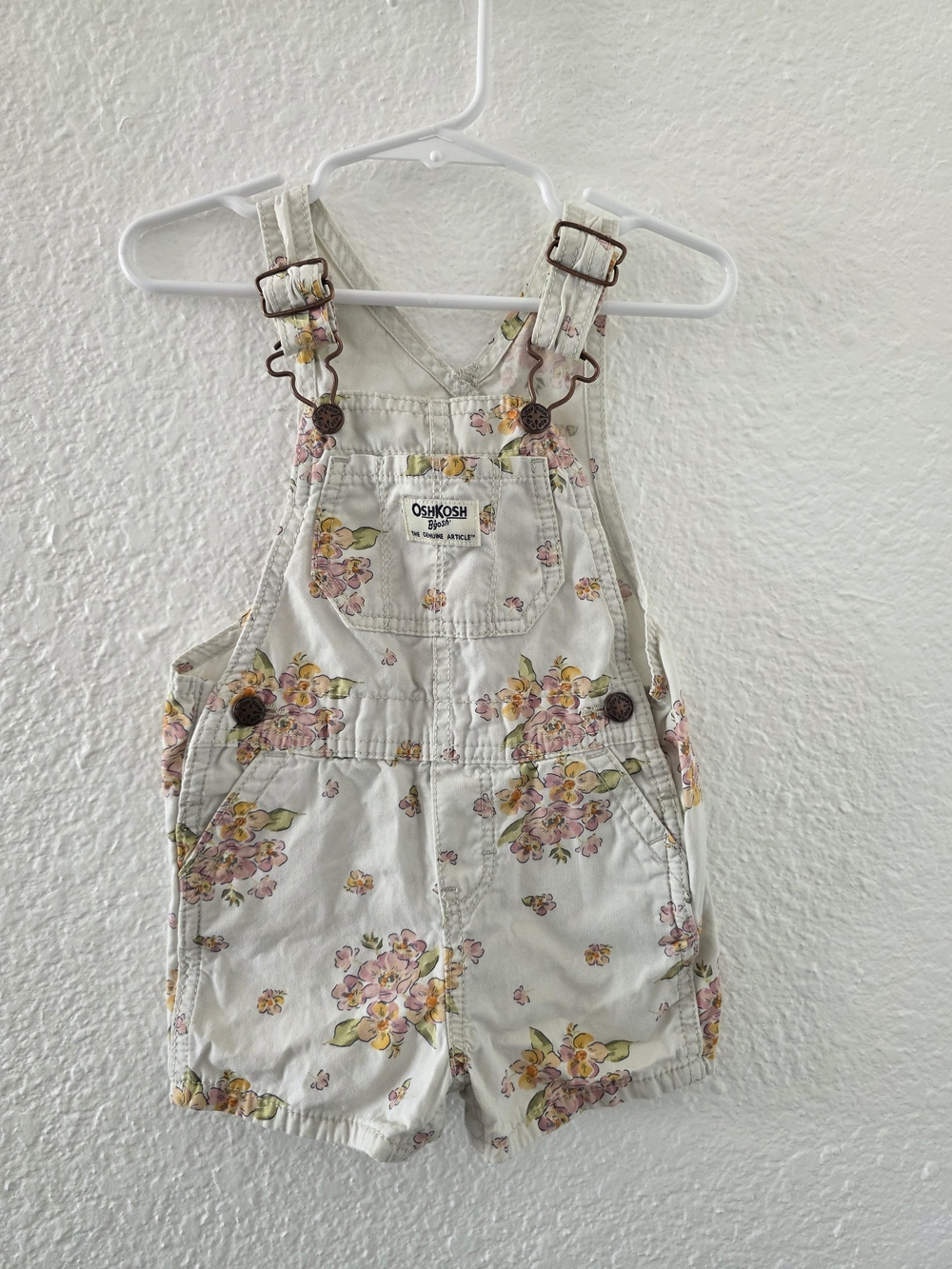 ⭐️OshKosh Floral Cream Girls' Short Overalls